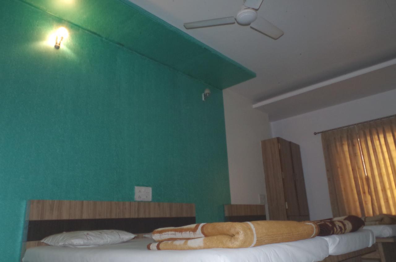 Hotel Pariwar Aurangabad  Eksteriør billede